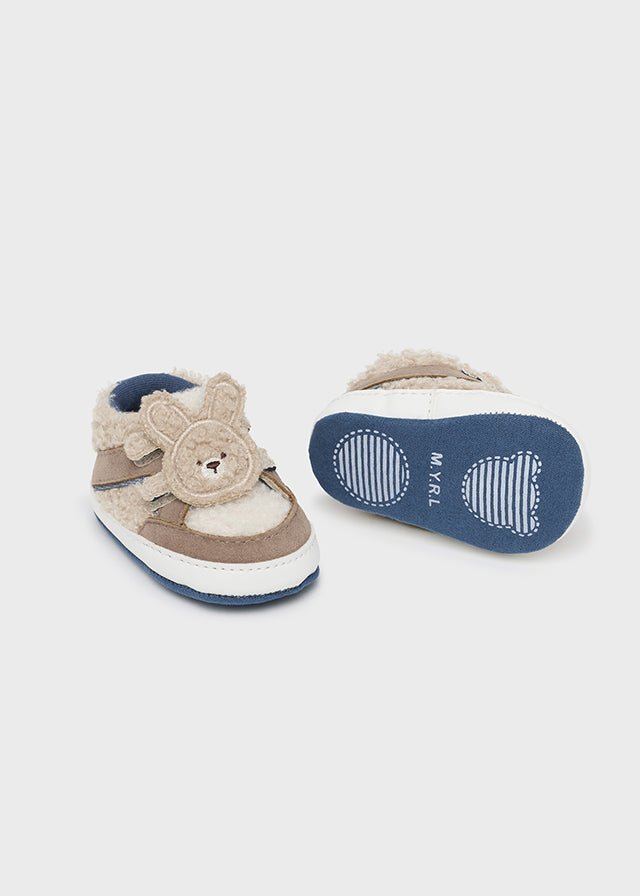 Pre walking shoes baby deals