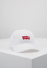 Core Batwing Curve Brim Cap – White