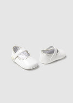 Ivory/Of White Newborn Girl Mary Jane Shoes