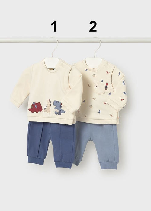 Newborn Boy 2 - Piece Outfit With Dinosaurs