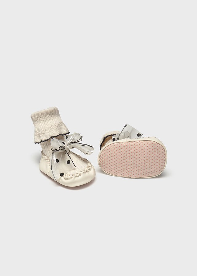 Newborn Girl Cream Bow Moccasin Sock - Shoes