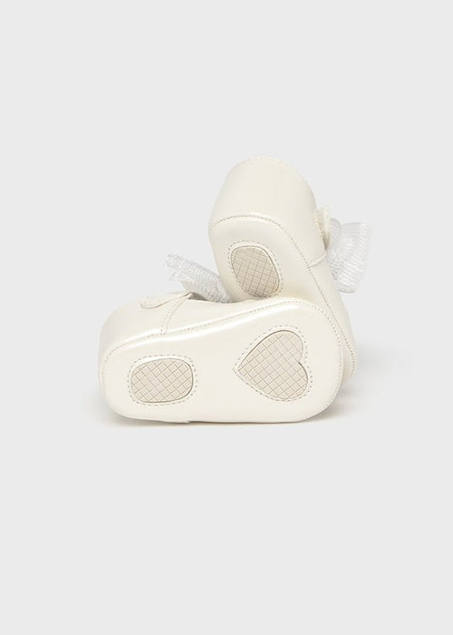 Pearl Newborn Girl Bow Mary Jane Shoes